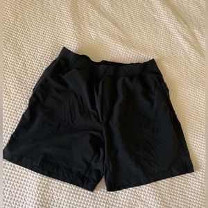 Fabletics “the franchise” short. 7inch inseam size men’s large in black